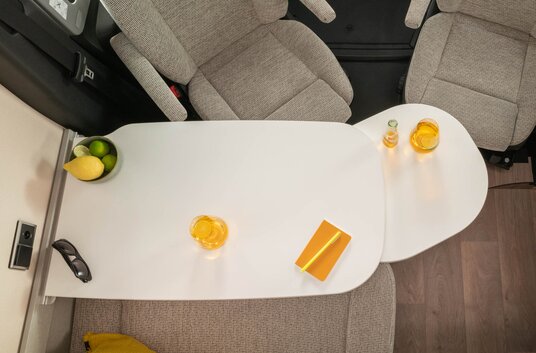 2251_hymer_einhaengbarer_tisch