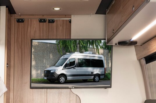 1720_hymer_led_flachbildschirm