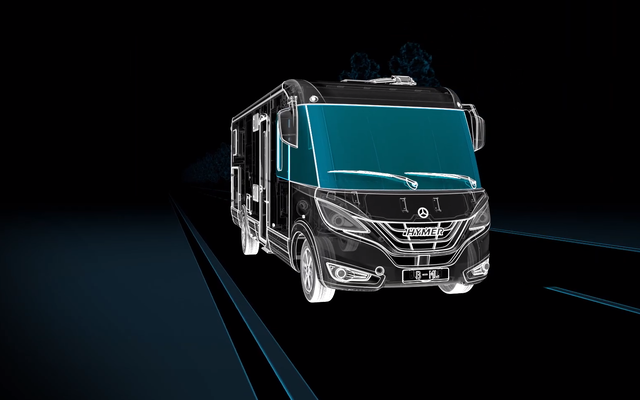 HYMER motorhome in 3D / visor look with highlighted ultra-panoramic windscreen