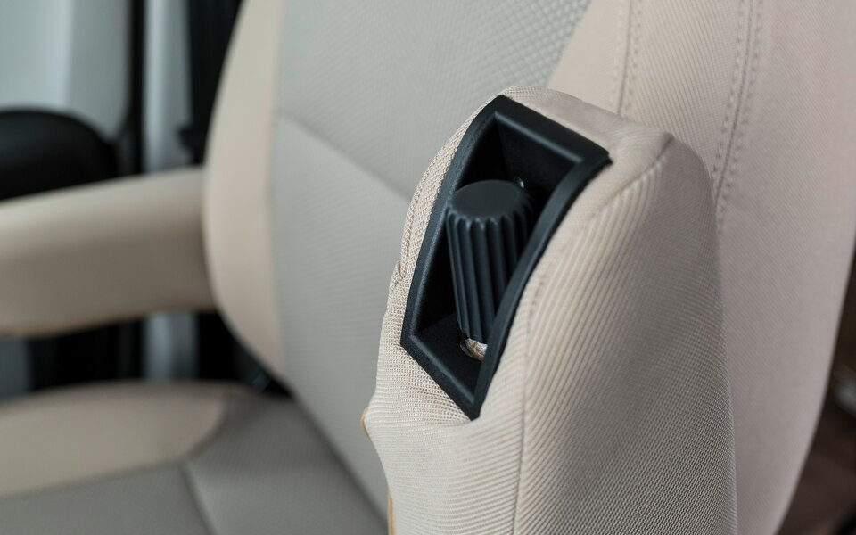 Seat cover Fiat Captain Chair X290 -  2015-26 beige