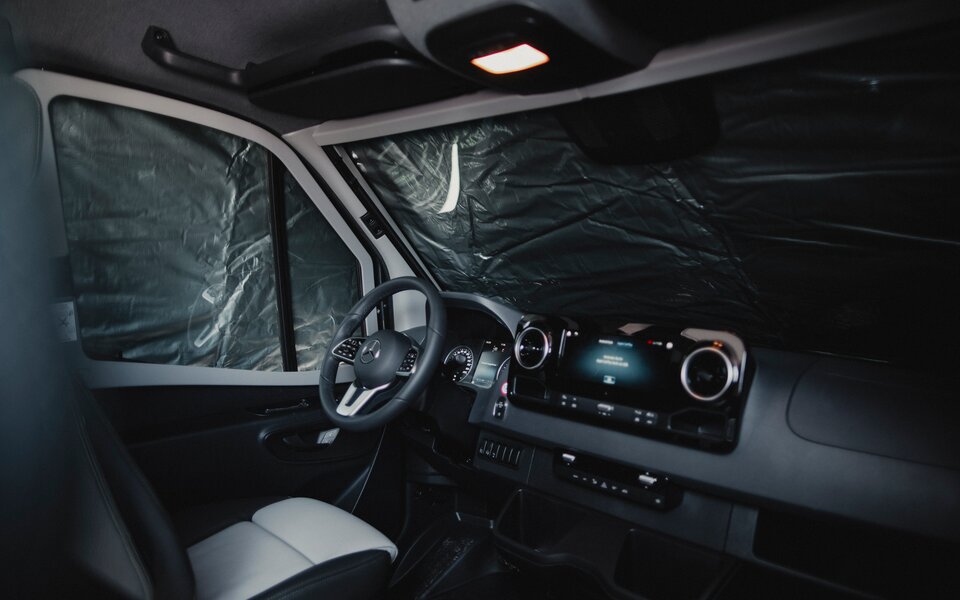 Natte isolante pour pare-brise Mercedes Sprinter à partir de l`AM 2018