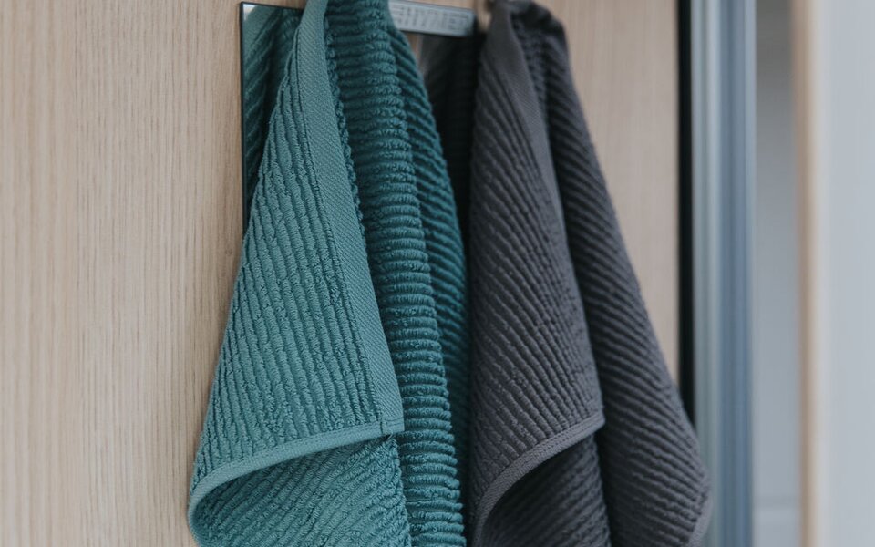 Handtuch Hymer 70 cm x 140 cm quellblau