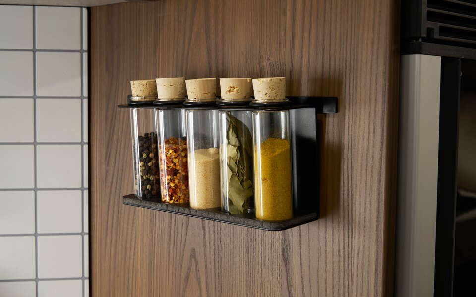 Spice rack
