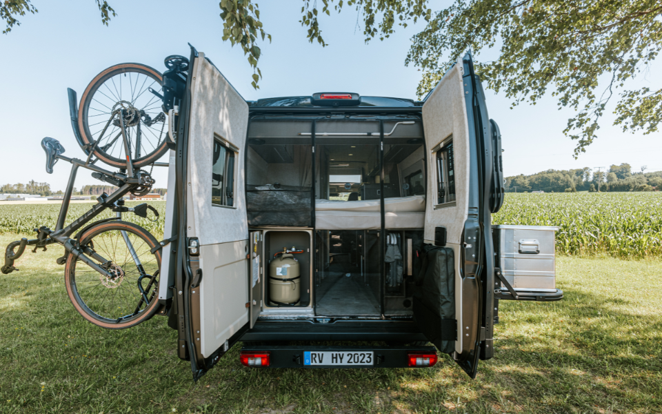 Myggenet bag i autocamperen Fiat Ducato