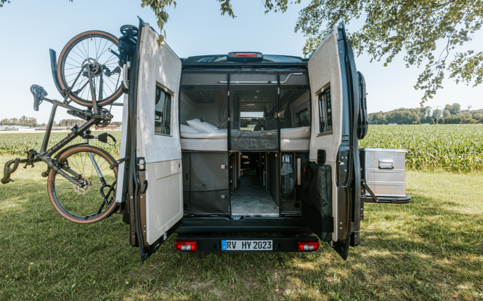 Myggenet bag i autocamperen Fiat Ducato