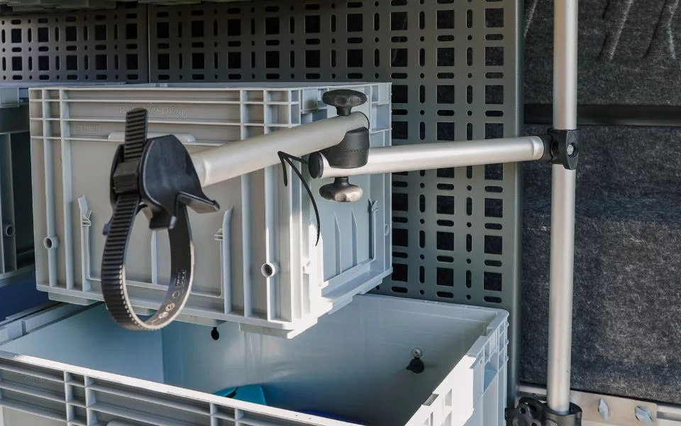Long support arm for bike carrier