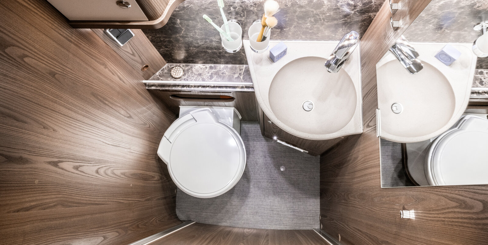 hy18_b-sl_704_silber_valv_nap_